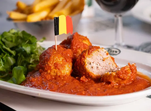 BookNoFees: مطعم – Chez Léon – Brussels – Chez Léon، الصورة 2