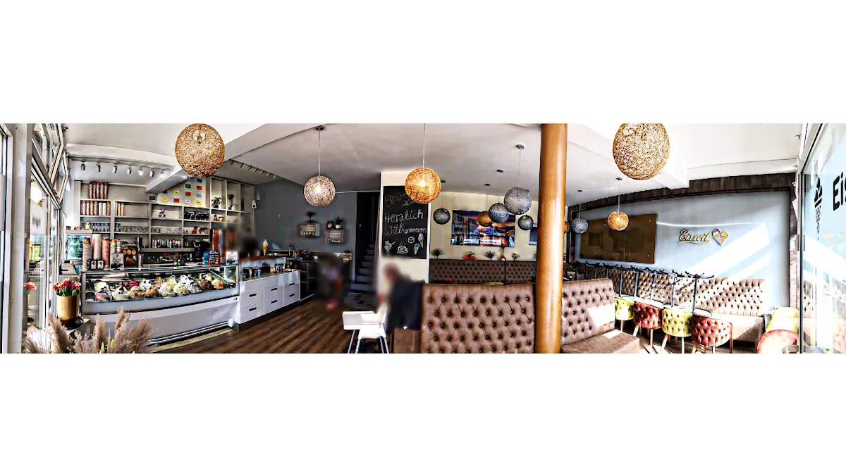 BookNoFees: آيس كريم – Eiscafé Bambi – Freudenberg – Eiscafé Bambi، الصورة 1
