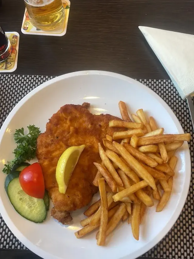 BookNoFees: مطعم – Kegelsportcenter Restaurant – Hilchenbach – Kegelsportcenter Restaurant، الصورة 2