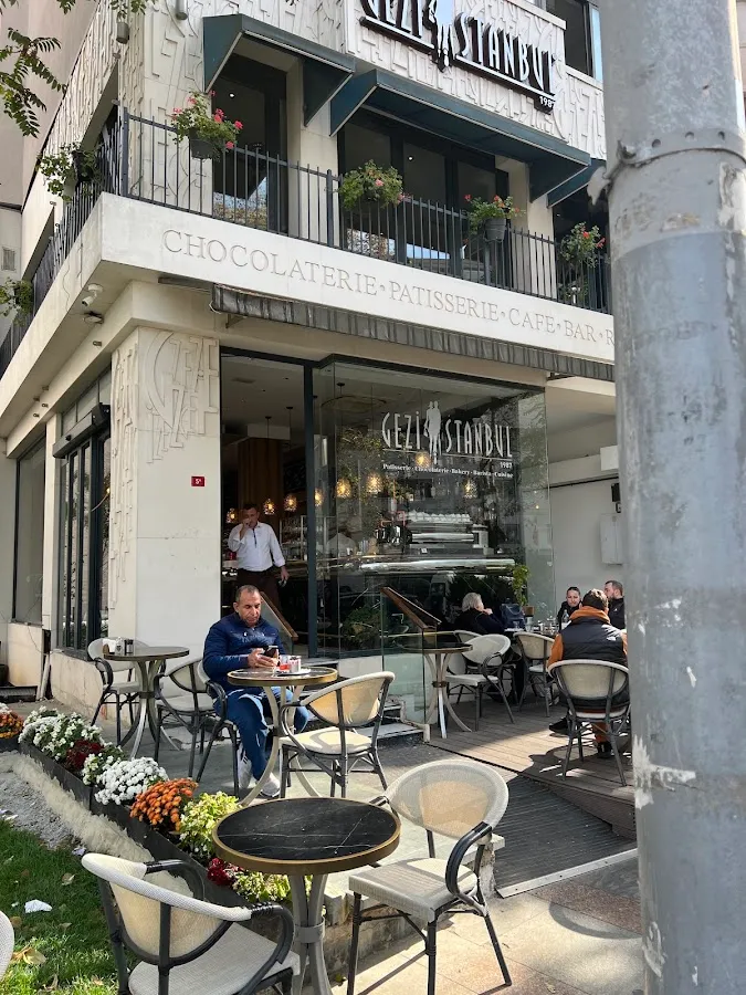 BookNoFees: مقهى – Gezi İstanbul Cafe – Istanbul – Gezi İstanbul Cafe، الصورة 1