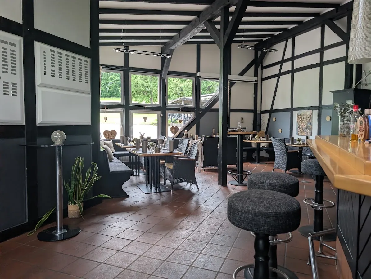 BookNoFees: مطعم – Landgasthof Gelstern – Schalksmühle – Landgasthof Gelstern، الصورة 1