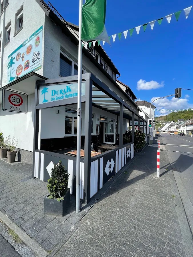 BookNoFees: بار وجبات خفيفة – DURAK die kleine Snackhaltestelle – Finnentrop – DURAK، المحطة الصغيرة للوجبات الخفيفة، الصورة 1