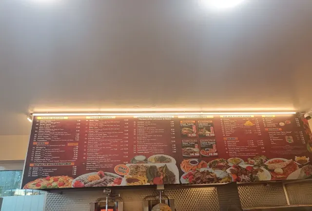 BookNoFees: بار وجبات خفيفة – Umut Grill – Holzwickede – Umut Grill، الصورة 2