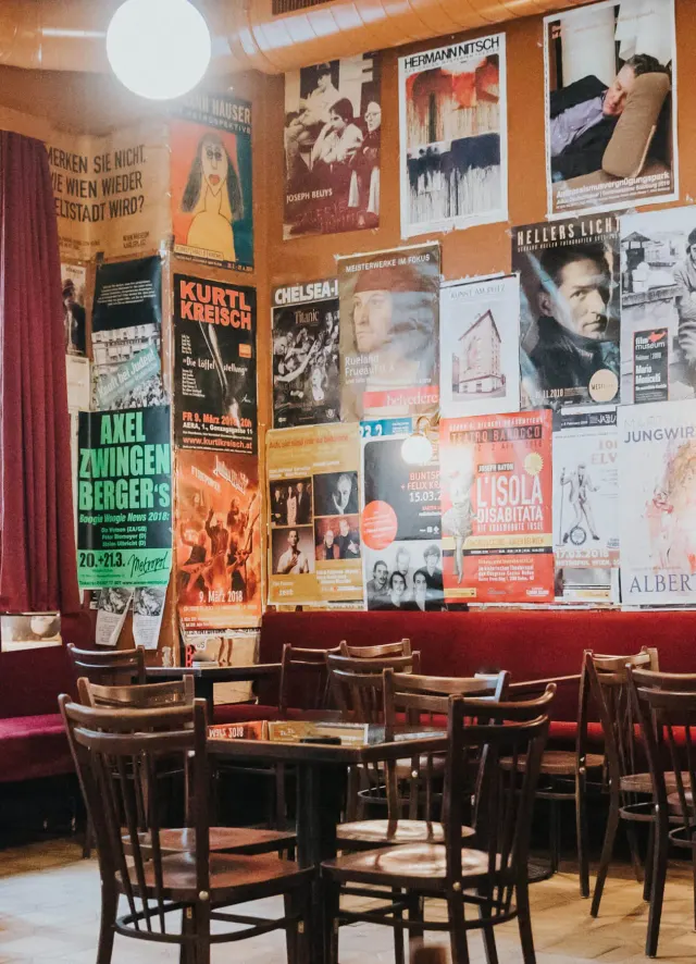 BookNoFees: مقهى – Kaffee Alt Wien – Vienna – Kaffee Alt Wien، الصورة 3